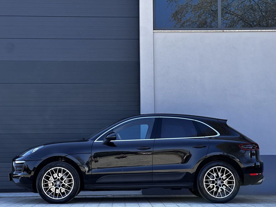 Porsche Macan S