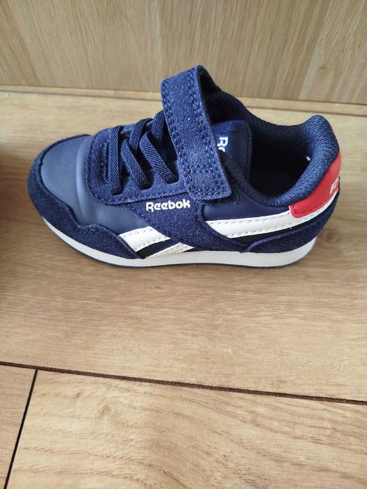 Buty dziecięce 23