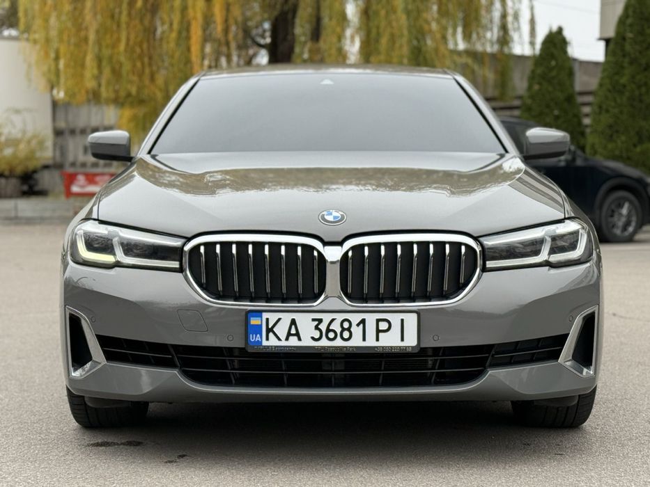 BMW 5 Series 2021