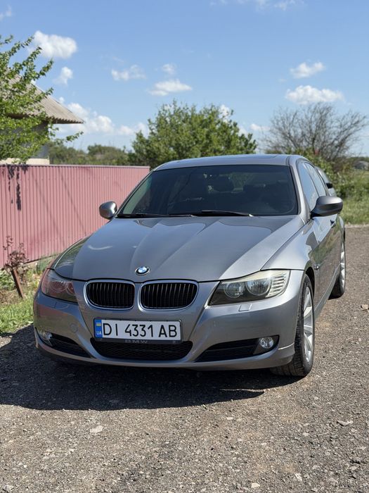 Продам BMW e90 2011 N52B30