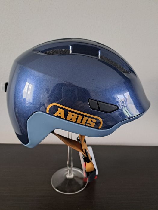 Kaski Kask rowerowy Abus Smiley 3.0 Ace Led r. 50-55 cm M