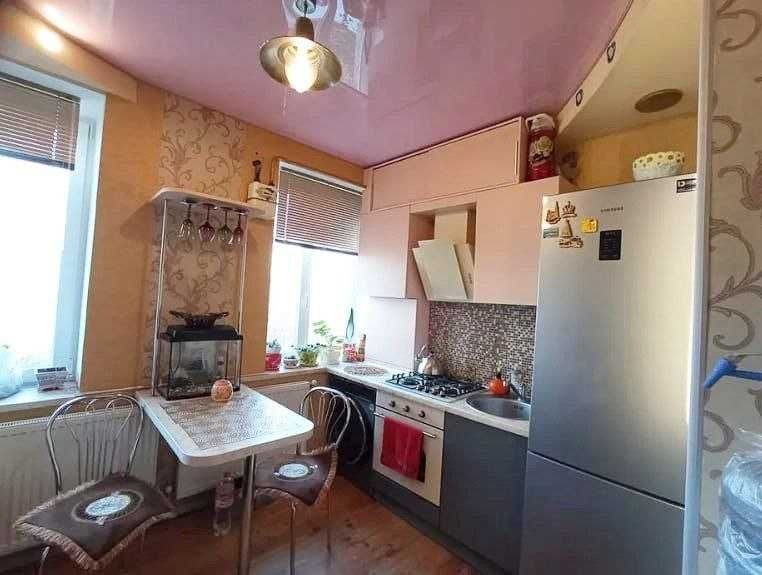 Продаж 1-кімнатної квартири вул. Лихвинська Стінка (Гамалія)