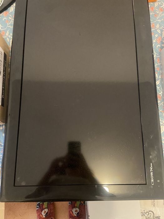 Televisao preta usada