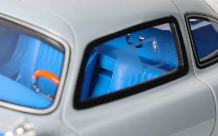 GT-spirit 1:18 Mercedes-Benz 300 SL 2021