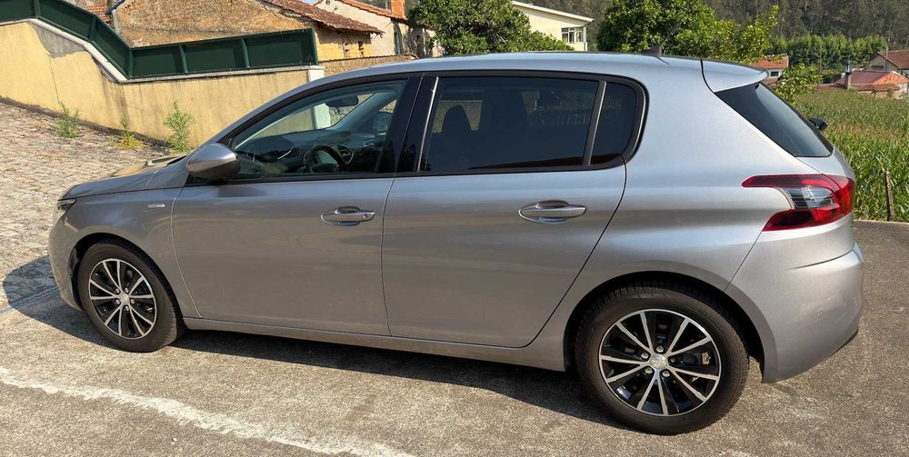Peugeot 308 1.2 Puretech Style (110cv)