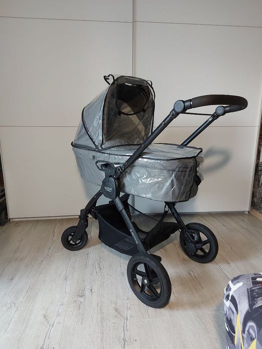 Коляска с автокреслом