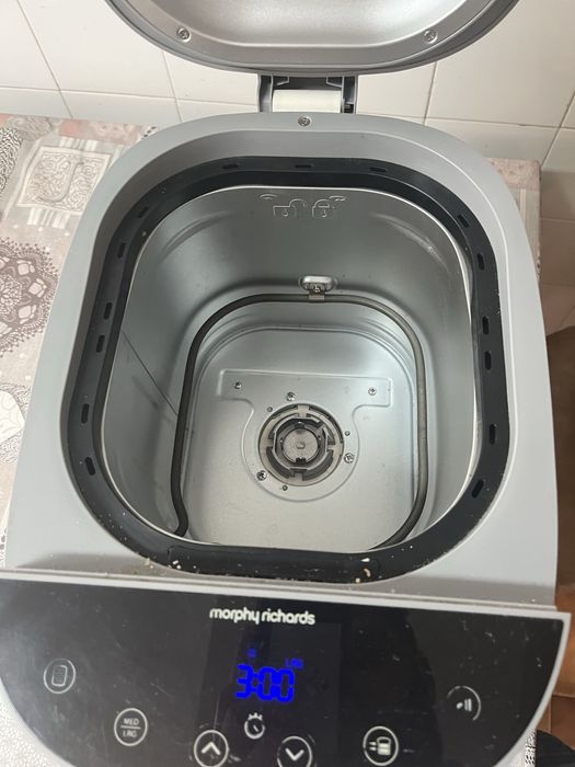 [Bom Estado] Máquina de Pão MORPHY RICHARDS 502001