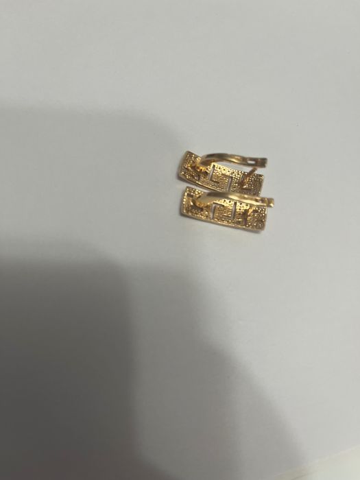 Золоті сережки 585