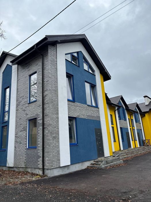 З-х поверховий ТАУНХАУС з 5 кімнат м. Ірпінь