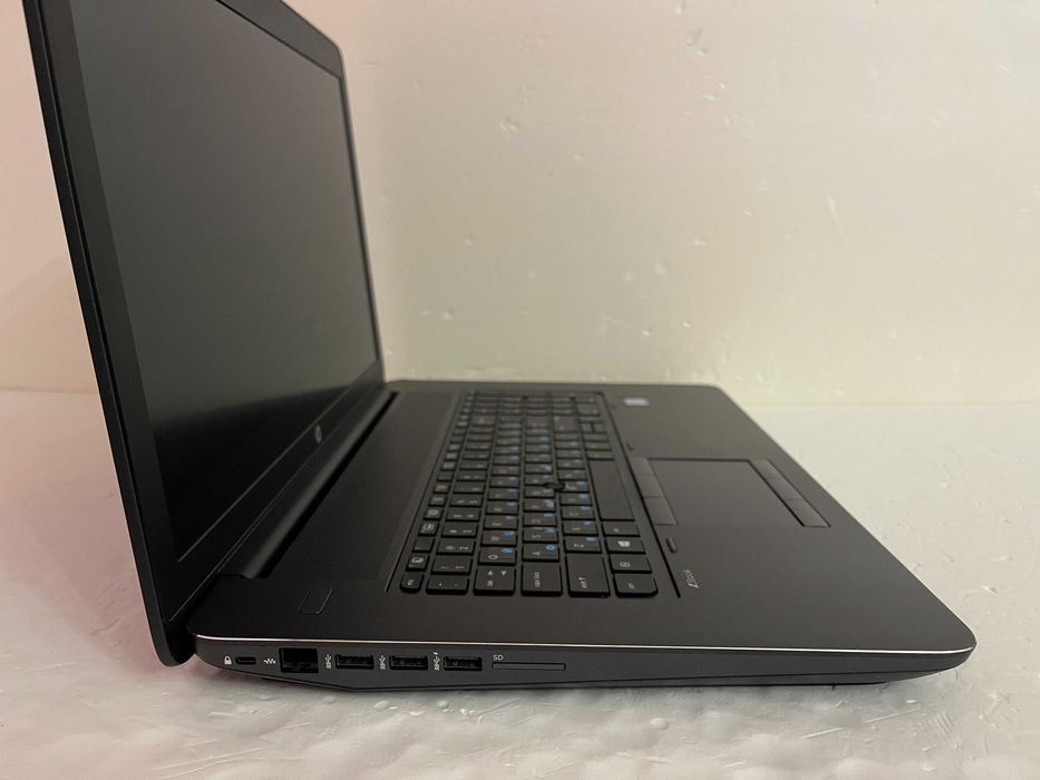 БОЛЬШОЙ Игровой HP ZBook 17 / Intel Core i7 / 16 RAM / + ТОП Видео (4 ГБ) + ГАРАНТИЯ!