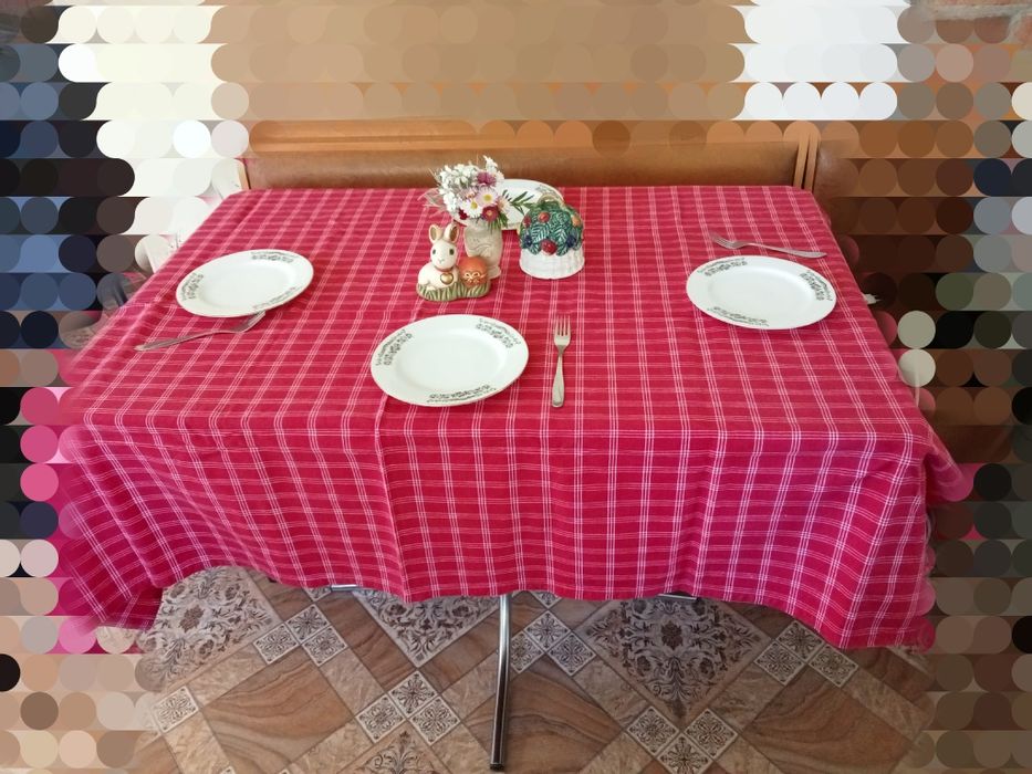 Скатертинка у клітинку