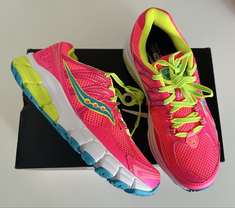 Sapatilhas SAUCONY Jazz 18 Progrid 8 mm head to toe offset tamanho 39 novas com caixa