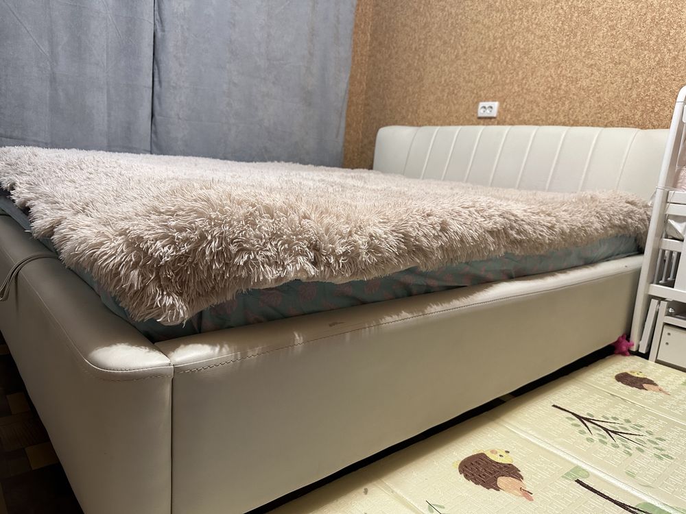 Продам кровать с матрасом. 180х200: 7 500 грн. - Мебель для спальни ...