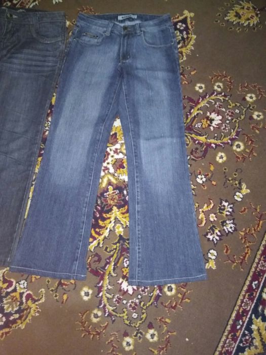 Продам джинсы брюки женские