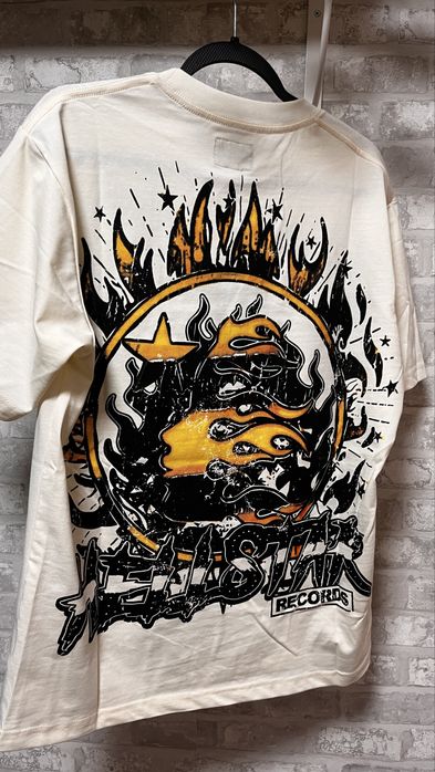 T shirt hellstar