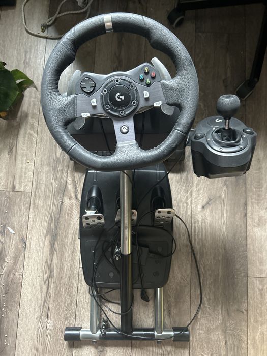 Kierownica Logitech G920 +( pedały, shifter ,stojak)