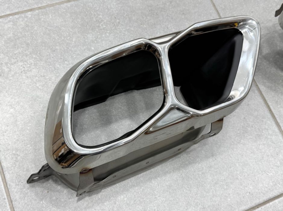 Насадки на выхлопные трубы M60i LCI BMW X5 G05 X6 G06 X7 G07 хром