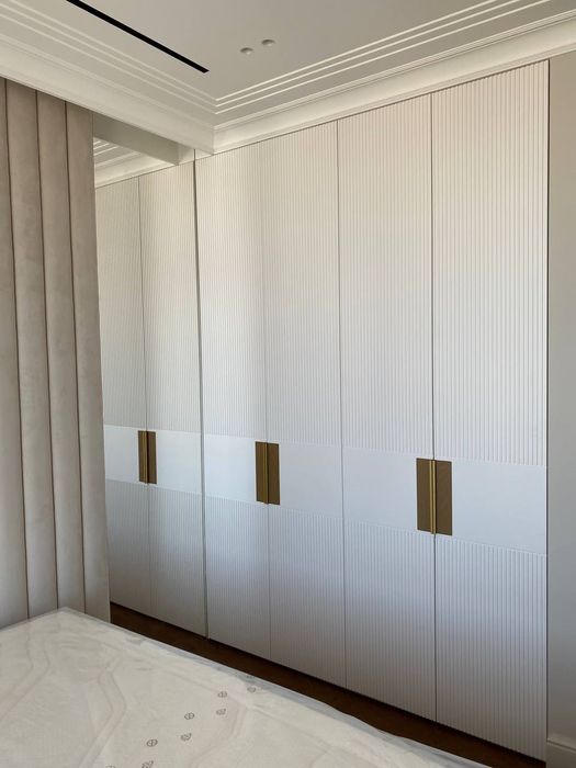 Меблі під замовлення/Кухні/Шафи/Гардеробні/Санвузли