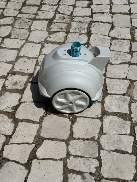 Rob limpeza piscina Intex Zx50