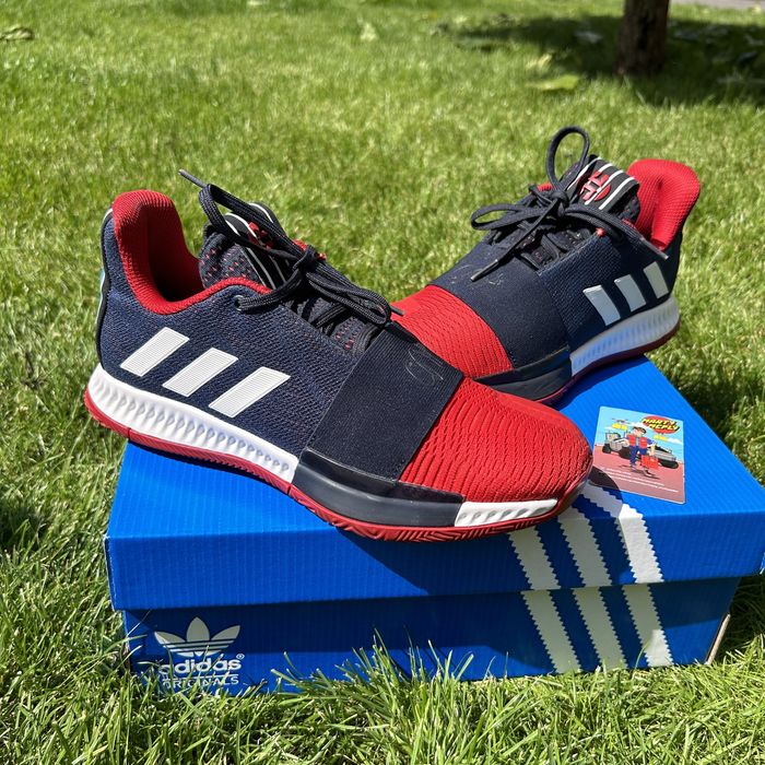 Adidas harden vol 3 retro rockets hotsell