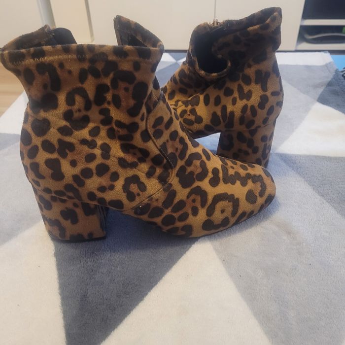 Jak nowe botki nr 38