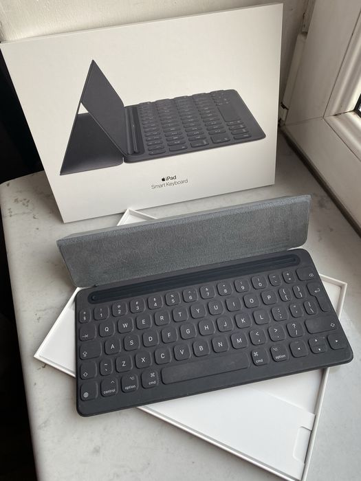 Zestaw iPad + Apple pencil + Smart keyboard + etui Warszawa