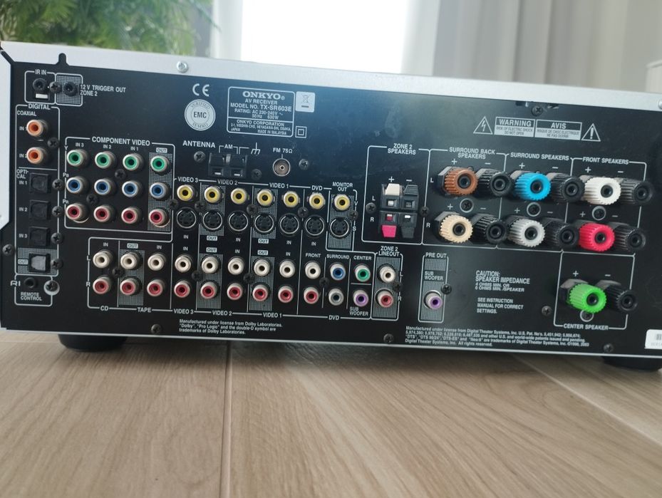Amplituner Onkyo