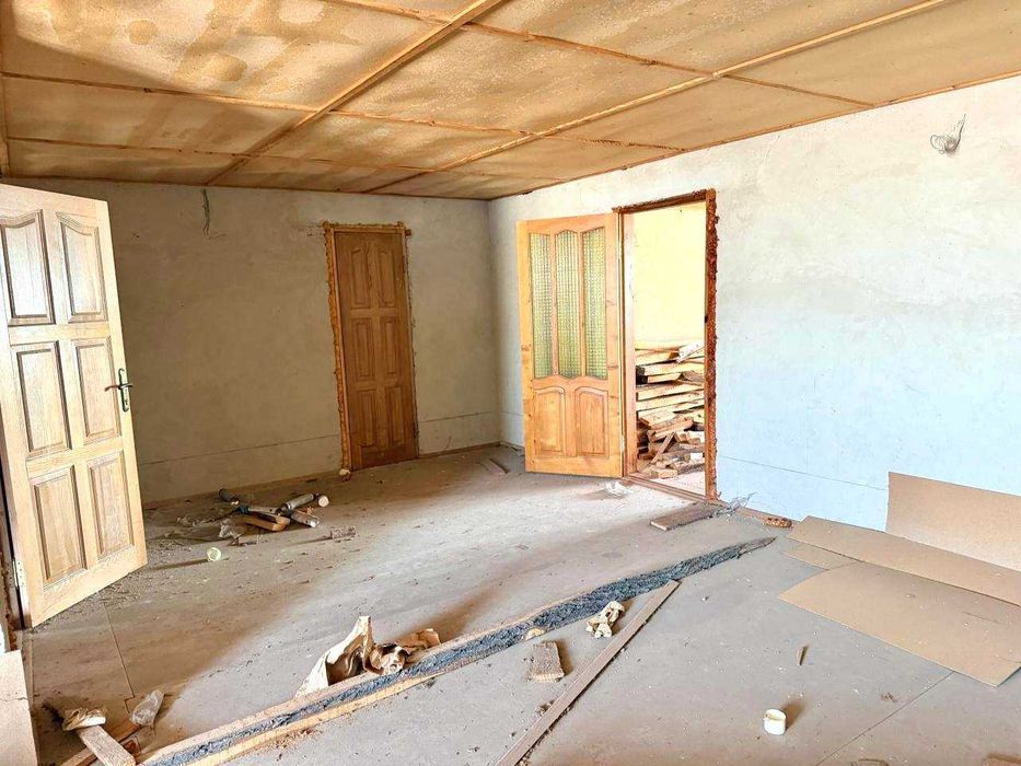 Продаж 5кім будинку під ремонт в м.Переяслав Є ВІДЕООГЛЯД