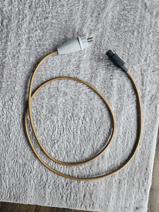 Kabel zasilający Van den Hul  MAINSSERVER HYBRID – Stan Idealny!