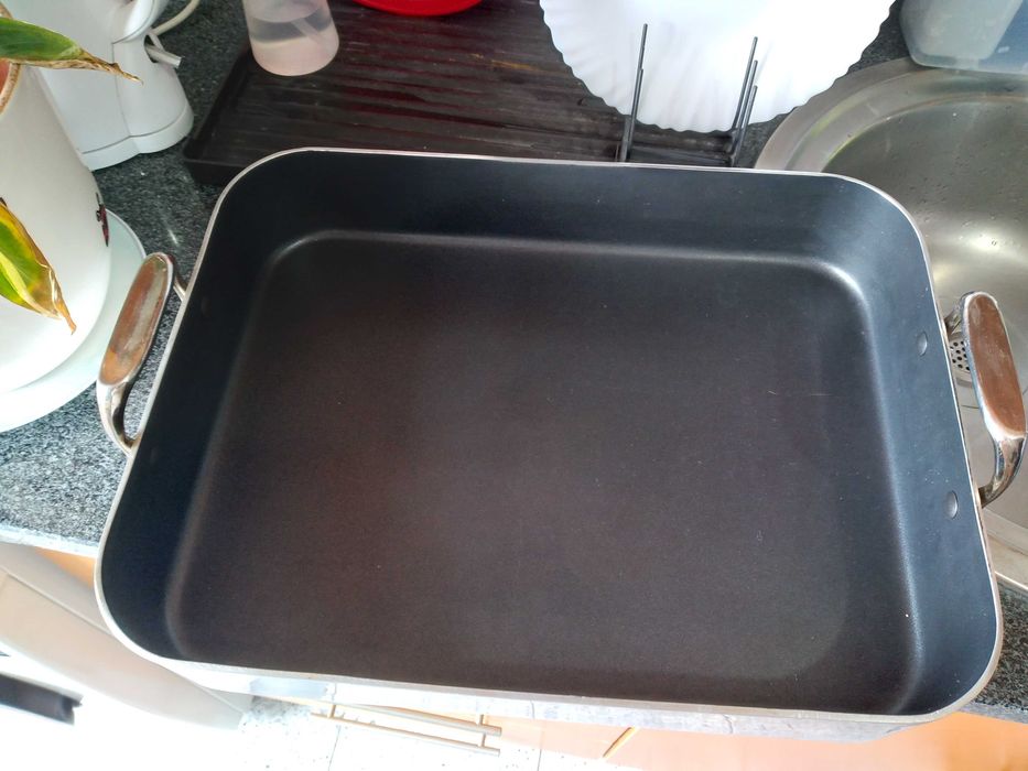 Assadeira em inox com teflon