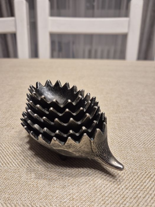 Jeże popielniczka
