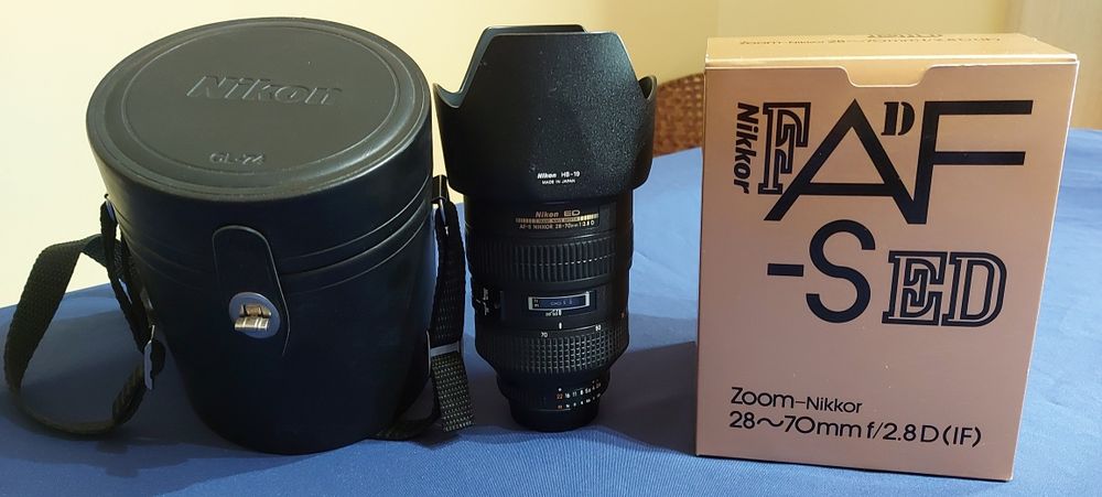 Nikon Digital SLR D100 com equipamento