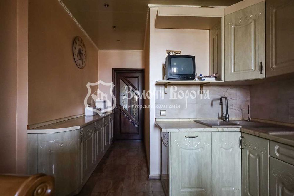 Квартира, 4к. Євроремонт. Срібнокільська, 1, Позняки Дарницький район