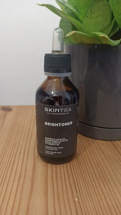 Brightoner skontrastowana nowy