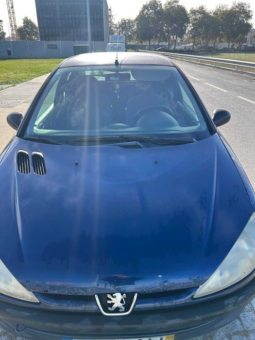 Peugeot 206 1.1 gasolina de 1999 – 60 cv – mecânica sem anomalias