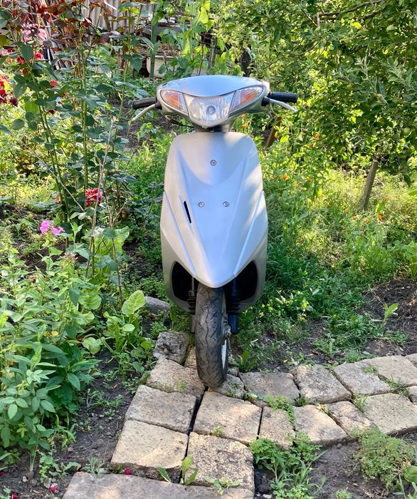 Suzuki Adress V50 4T.