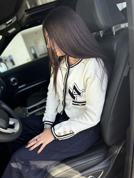 Молочний кардиган Karl Lagerfeld, В НАЯВНОСТІ (светр, подарунок)