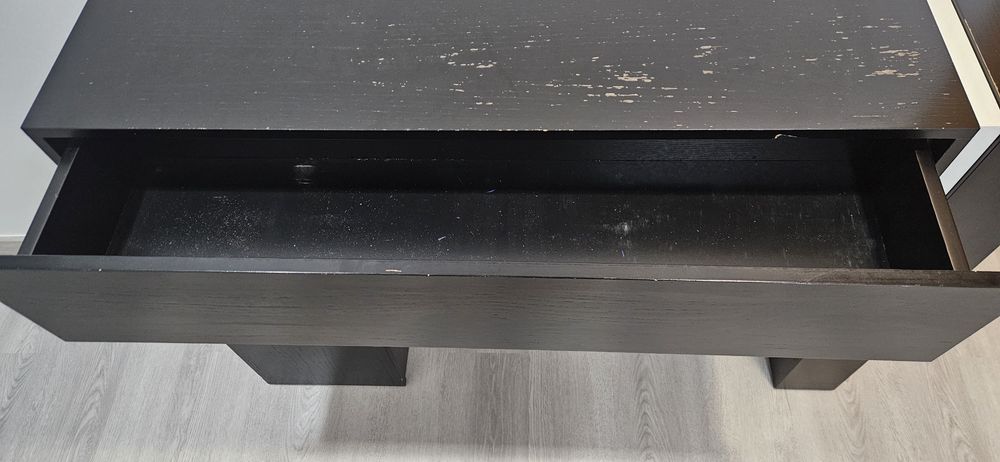 Consola entrada de apartamento