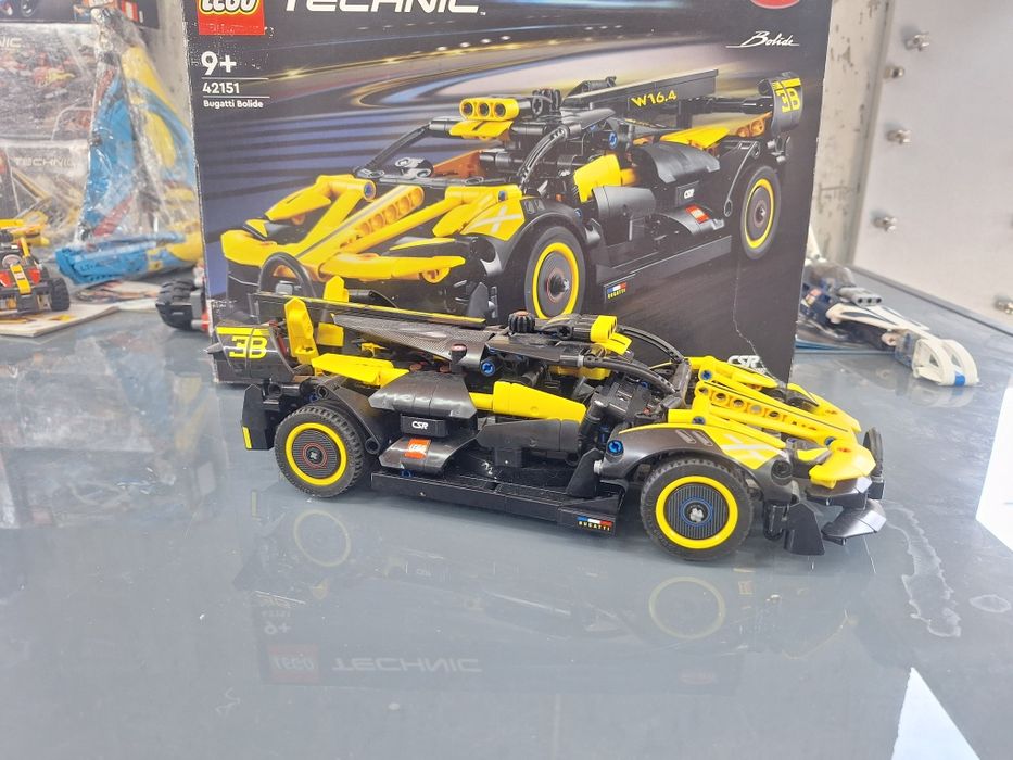 Прдам lego technic 42151