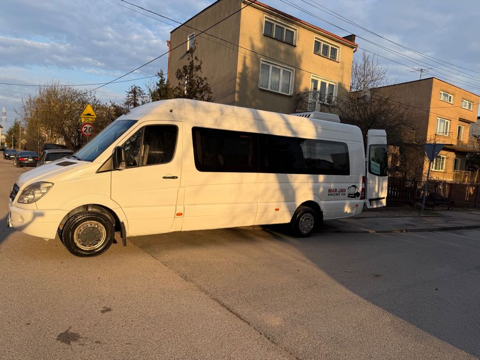 Mercedes Sprinter 519 CDI – 20+1 miejsc – gotowy do pracy!