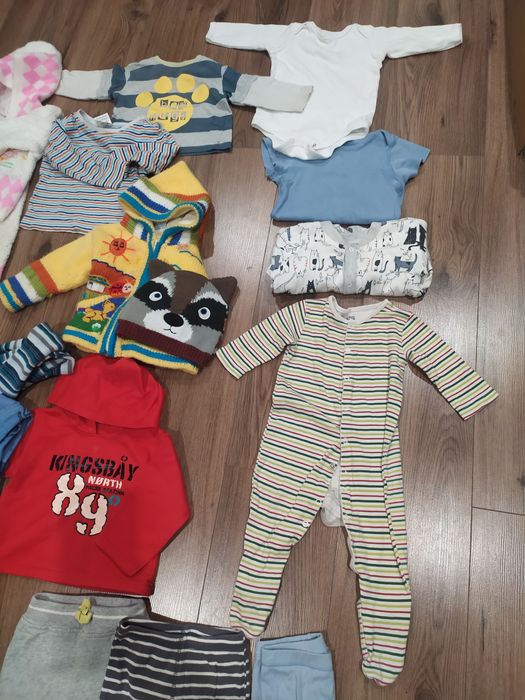 Лот вещей от 4 - 9 месяцев