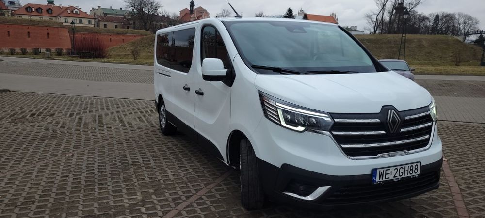 Wynajm Nowego Busa 9 osob  100zl Doba