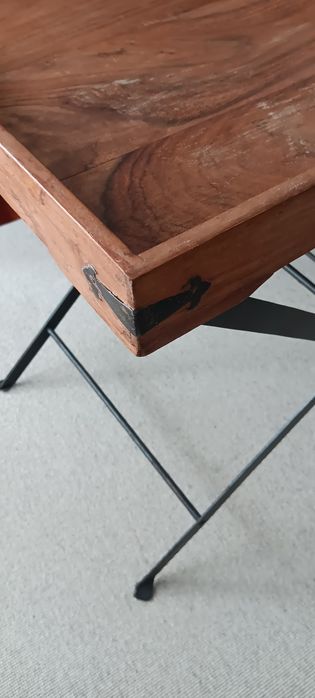 Mesa de apoio artesanal. 70×47