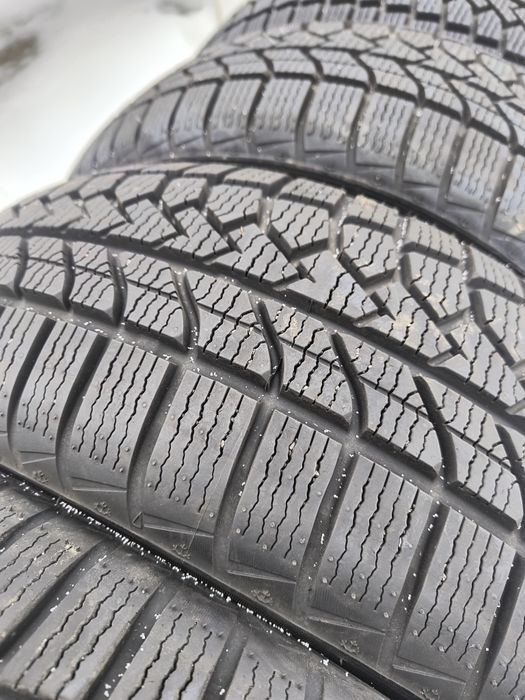 Opony zimowe 205 50 r17 Goodride jak nowe 4 sztuki