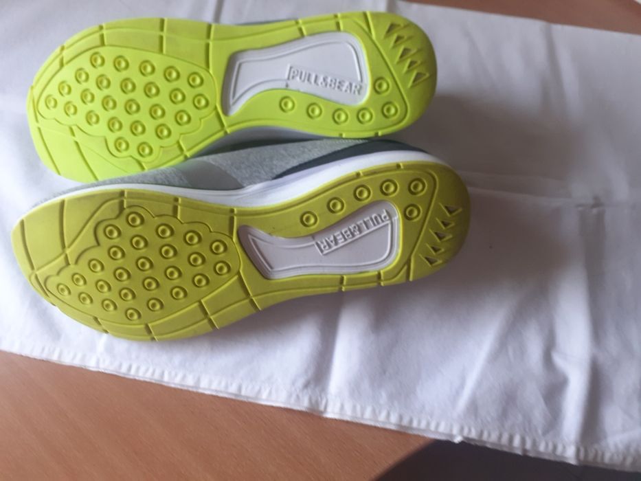 Ténis  Pull&Bear novos 39