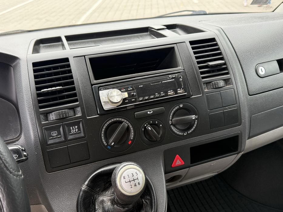 Volkswagen t5 ПАСАЖИР 9 місць. 2.5 дизель 2008 рік