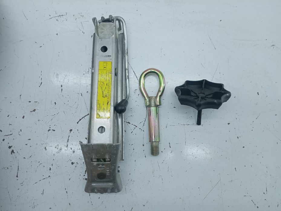 Kit de troca de pneu - VOLKSWAGEN Polo (9N_) | 01 - 14