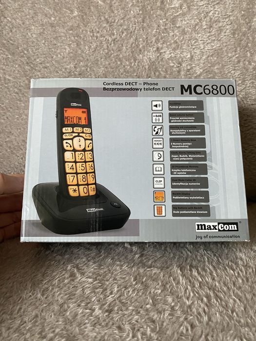 Telefon stacjonarny dla seniora MC6800 z podświetlaną klawiturą