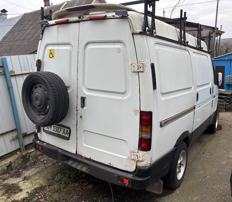 ГАЗ 2752 Соболь газ-бензин 2004