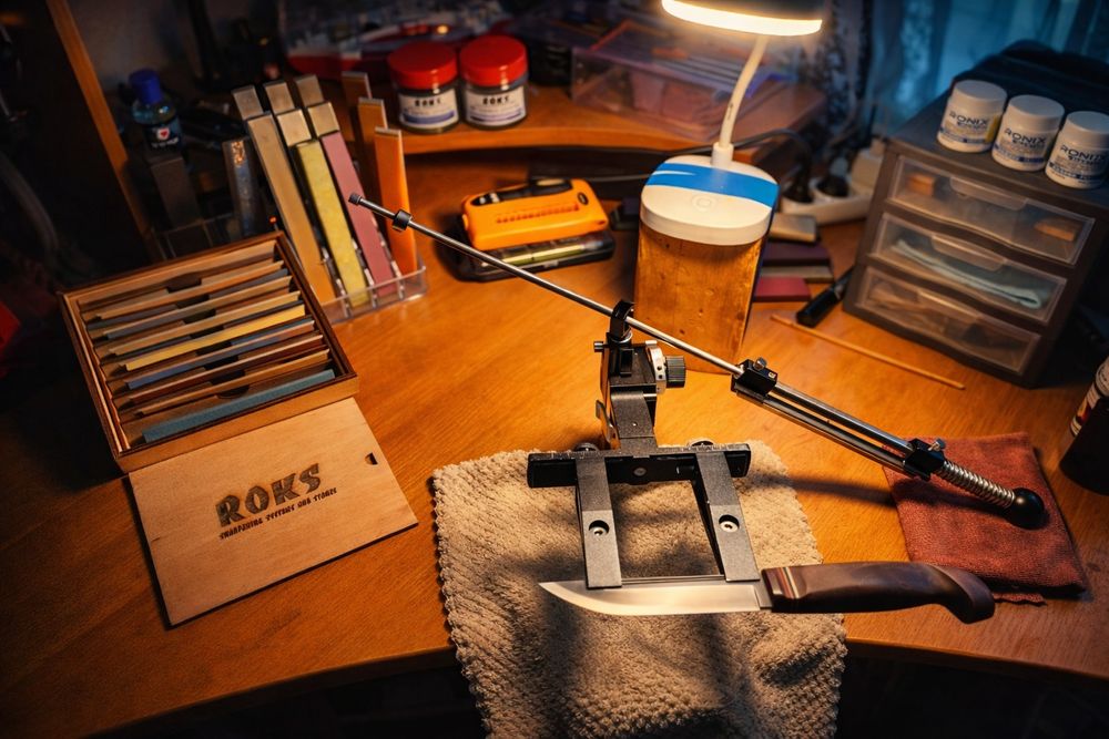 Заточка ножей (складни, кухонные, охотничьи, сканди)